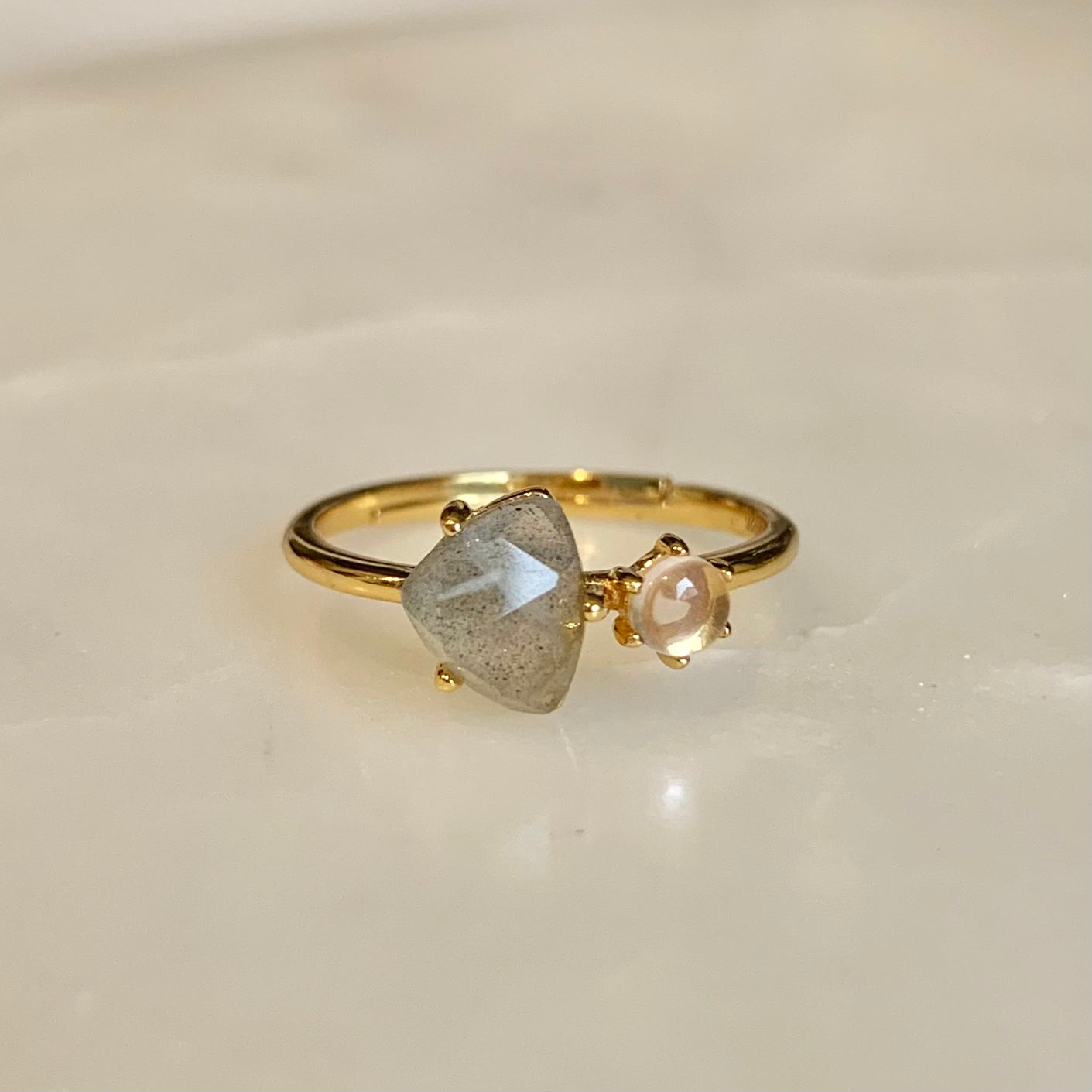 Clementine Labradorite Ring – SENSE OF DESIRE - Main Image
