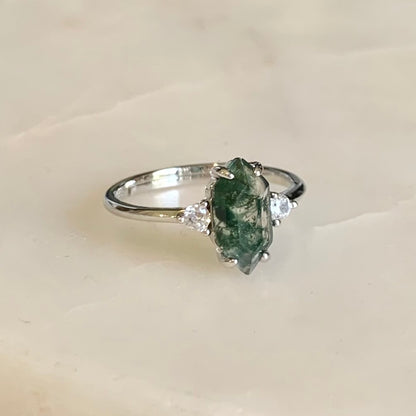 Willow Moss Agate Ring | Rhodium Plated