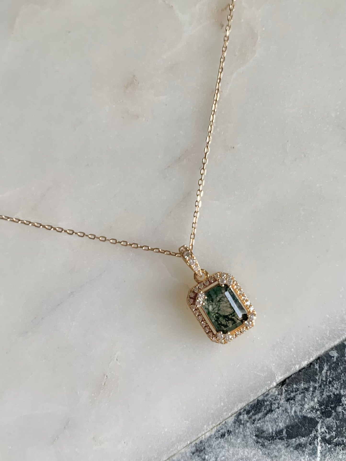 Rina Moss Agate Necklace | 14K Gold Plated