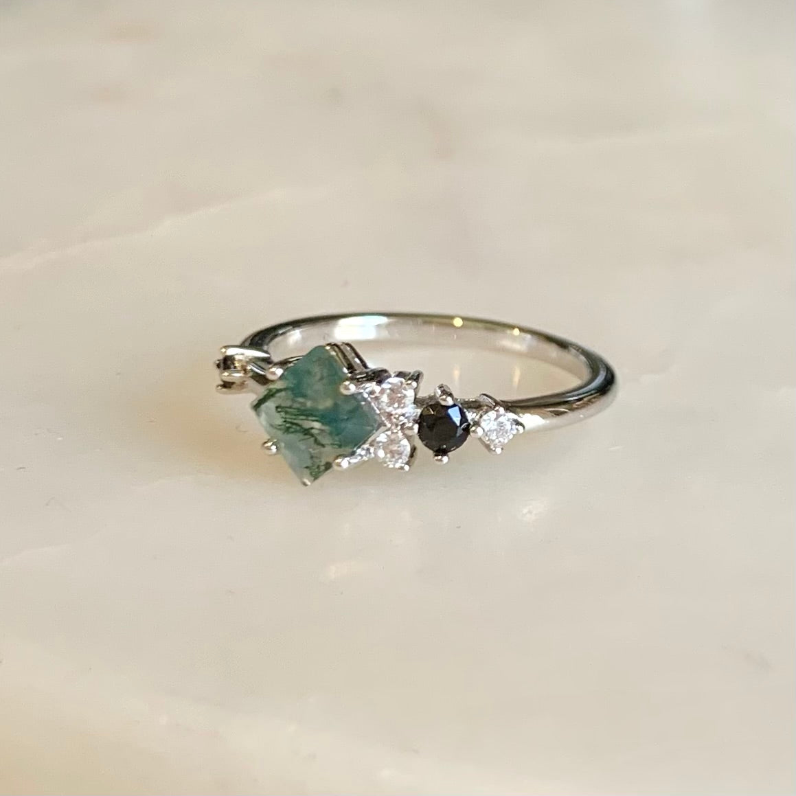 Ivy Moss Agate Ring | Rhodium Plated