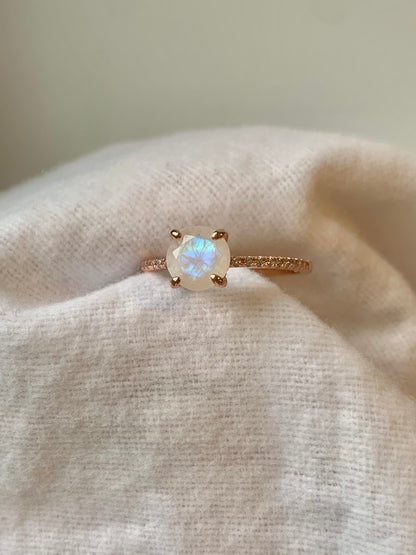 Selene Moonstone Ring | Rose Gold Plated